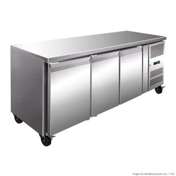 GN3100BT, Thermaster 3 Door Gastronorm Bench Freezer