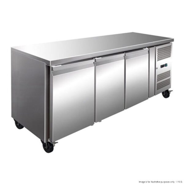 GN3100TN, Thermaster 3 Door Gastronorm Bench Fridge